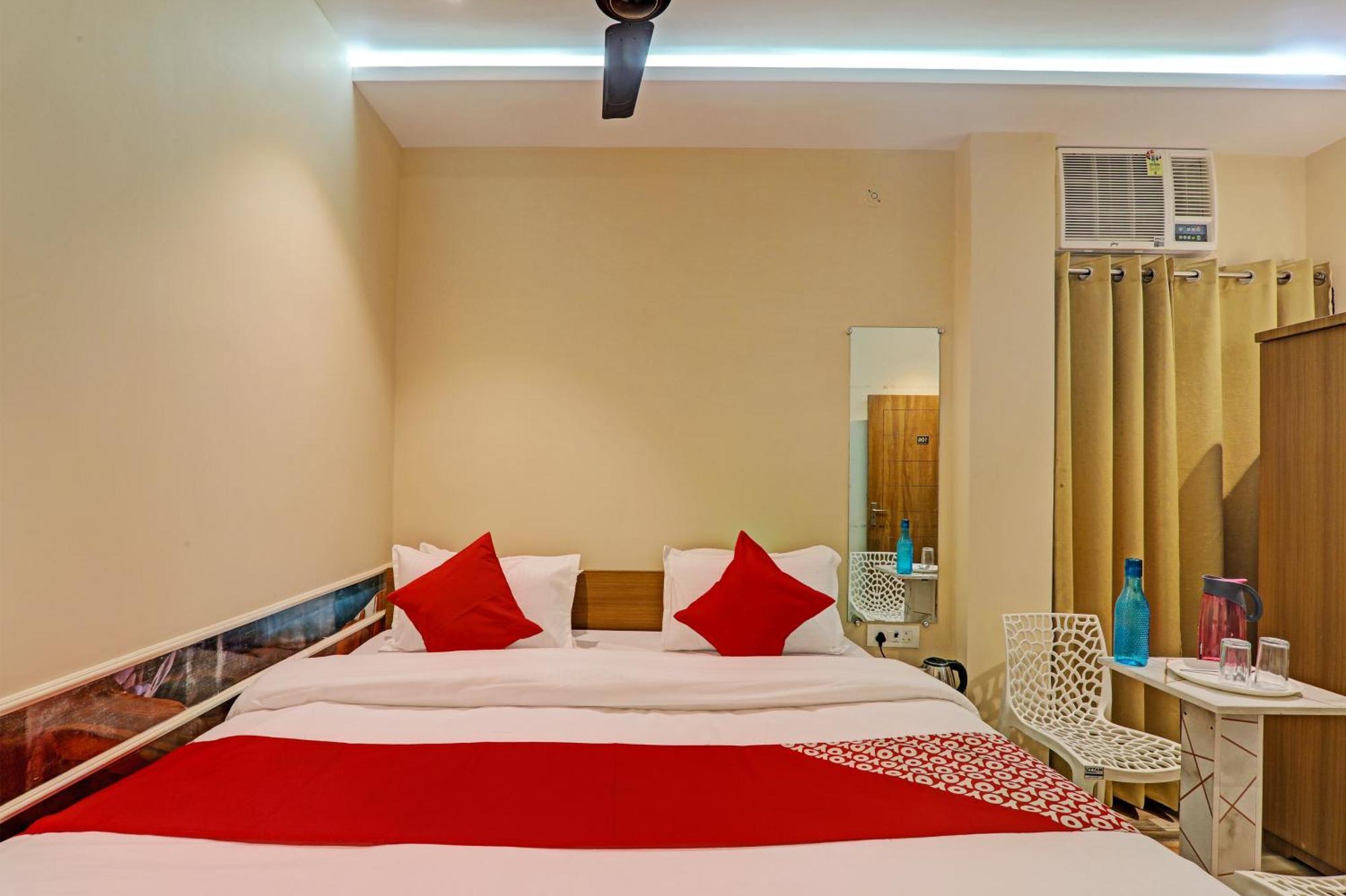 Hotel O Royal Regency Palace Gorakhpur Exterior photo